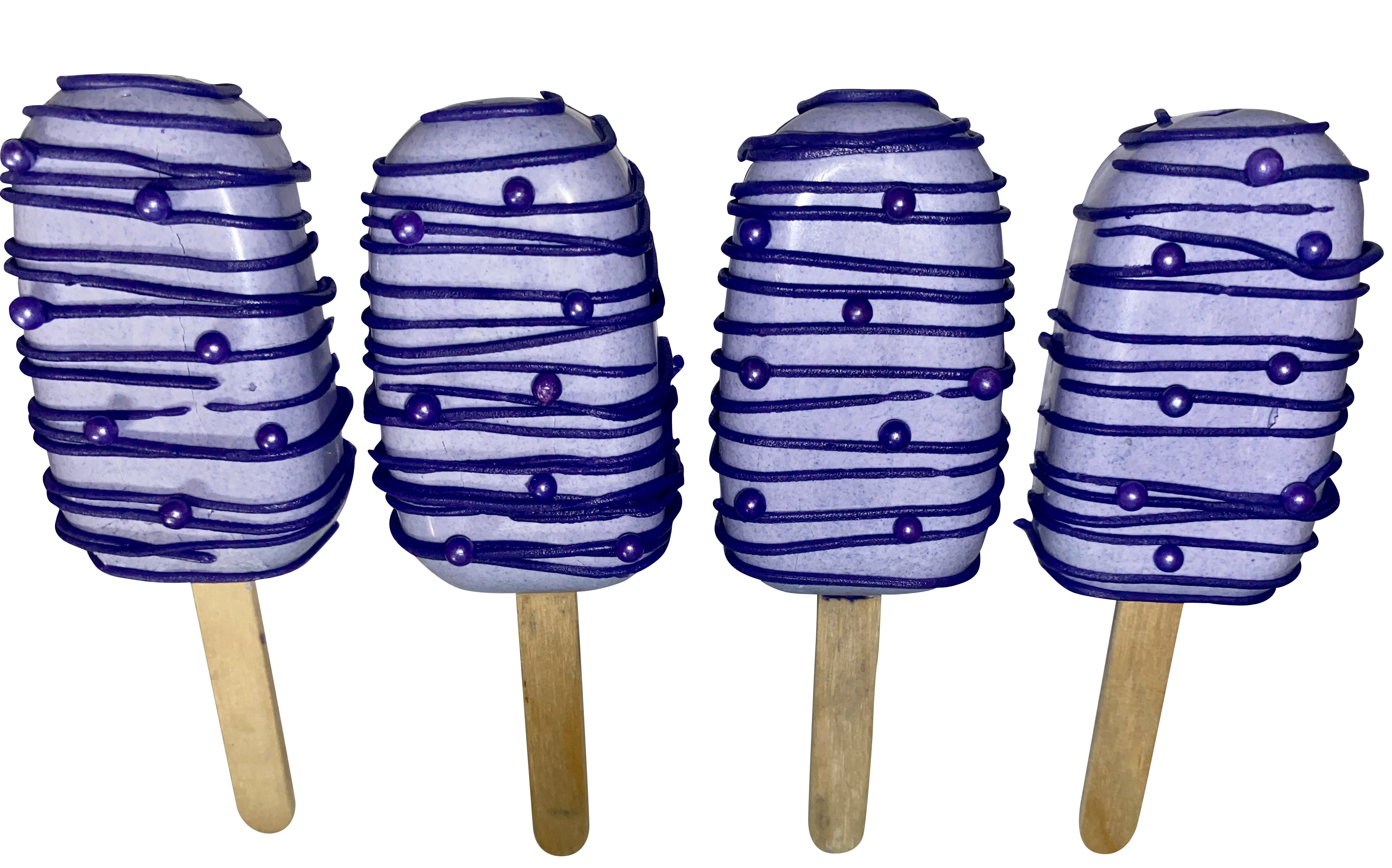 Drizzled Cakesicles with Pearls